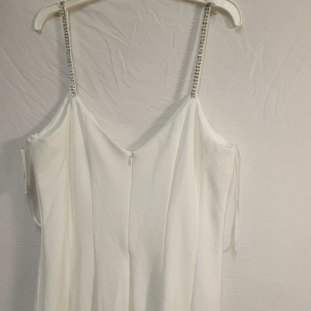 Xscape cream gown Size 12 - Picture 14 of 16